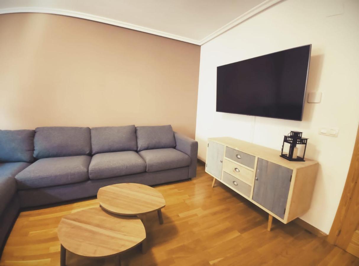 Apartamento Miral21 Jaca Esterno foto