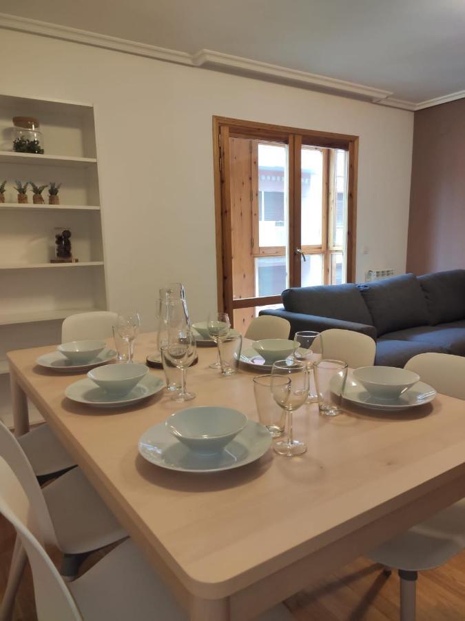 Apartamento Miral21 Jaca Esterno foto